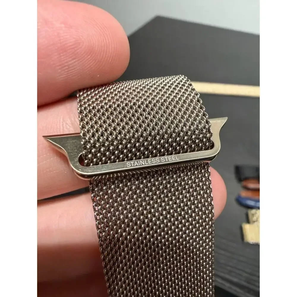 Apple condtion woven